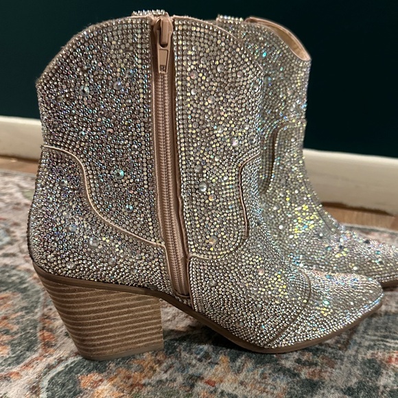 Matisse Harlow Rhinestone Bootie - Picture 4 of 6